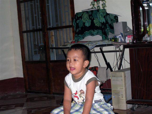 0177 achterneefje van Zr. Maria Oanh.JPG